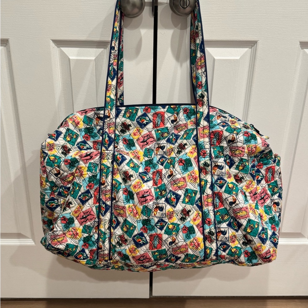 Vera Bradley Colorful Patterned Women's Bag - Picture 3 of 5